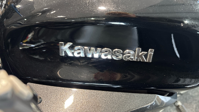 Kawasaki Ninja ZX1002KMFNN (21MY)